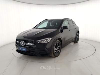Mercedes-Benz GLA GLA 200 d Automatic Premium Nero usata Massa