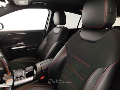 Mercedes-Benz GLA GLA 200 d Automatic Premium Nero usata Massa