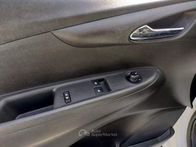 Opel Karl 1.0 75cv Rocks MT5 Bianco usata Bagni di Lucca