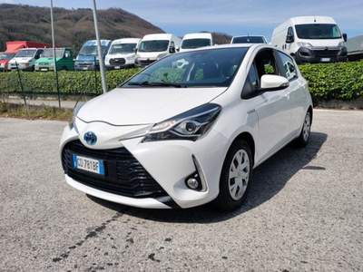Toyota Yaris Hybrid Business Bianco usata Bagni di Lucca