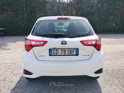 Toyota Yaris Hybrid Business Bianco usata Bagni di Lucca