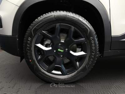 Jeep Avenger 1.2 145cv MHEV 4xe Upland Grigio usata Venezia