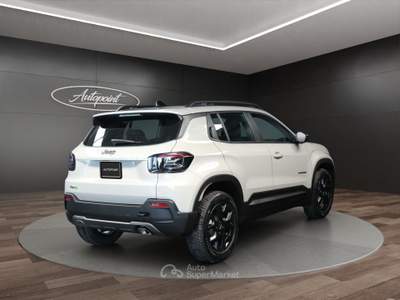 Jeep Avenger 1.2 145cv MHEV 4xe Upland Grigio usata Venezia