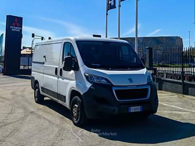 Peugeot Boxer 330 III (II 2011) 330 2.0 bluehdi 130cv L2H1 E6 Grigio usata Mappano
