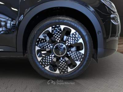 Fiat 600 600 Hybrid 110 CV DCT MHEV La Prima II Nero usata Venezia