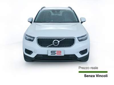 Volvo XC40 T2 auto Momentum Core Park Assist Camera/Fari LED Bianco usata Feltre