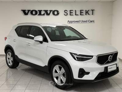 Volvo XC40 B3 automatico Core Bianco usata Lurate Caccivio