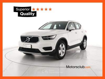 Volvo XC40 T3 Momentum Bianco usata Modena