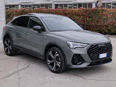 Audi Q3 Sportback 2.0 (35) Tdi 150cv S-tr. Id. Black Grigio usata Civita Castellana