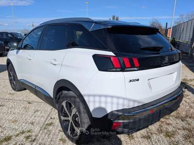 Peugeot 3008 BlueHDi 130 S&S Allure Bianco usata Barletta