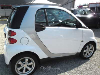 Smart ForTwo ADATTA A NEOPATENTATI Bianco usata Puegnago sul Garda