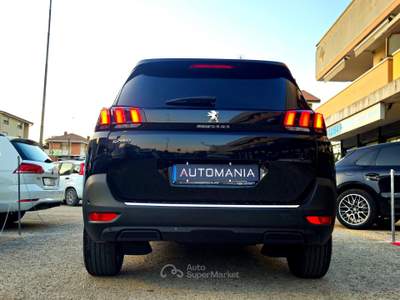 Peugeot 5008 5008 1.5 bluehdi Allure s&amp;s 130cv 7p.ti eat8 my21 Nero usata Porto San Giorgio