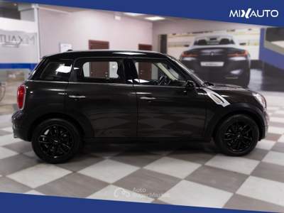 MINI Countryman 1.6 Cooper D Eu6 Marrone usata Latina