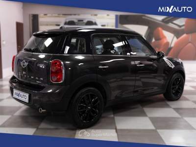 MINI Countryman 1.6 Cooper D Eu6 Marrone usata Latina