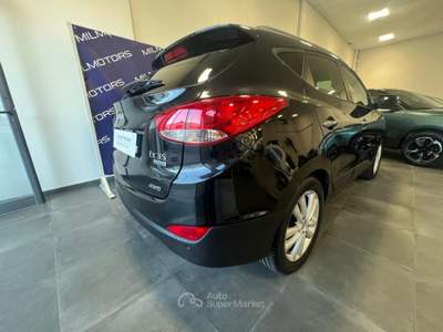 Hyundai ix35 2.0 CRDi 184CV High 4WD Comfort Nero usata Messina