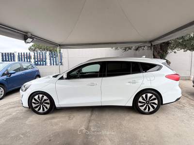 Ford Focus EcoBlue 120 CV automatico SW Vignale Co-Pilot Bianco usata Giugliano in Campania