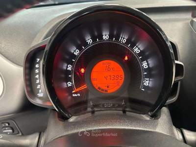 Toyota Aygo 1.0 VVT-i 72 CV 5 porte NEOPAT - UNICO PROP Bianco usata Monza