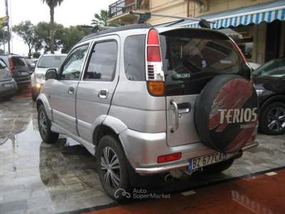 Daihatsu Terios 1.3 I 16V KAT 4WD DX Argento usata Albissola Marina