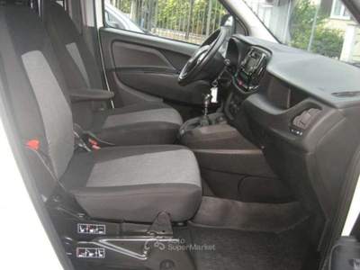 Fiat Doblò 1.6 MJET 105CV PL-TN CARGO LOUNGE Bianco usata Albissola Marina