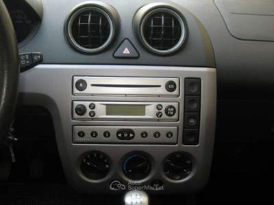 Ford Fiesta 1.2 16V 5 PORTE TECNO Argento usata Albissola Marina