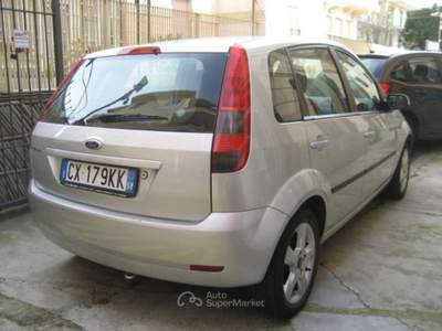 Ford Fiesta 1.2 16V 5 PORTE TECNO Argento usata Albissola Marina