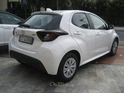 Mazda 2 1.5 VVT E-CVT FULL HYBRID PRIME LINE Bianco usata Albissola Marina