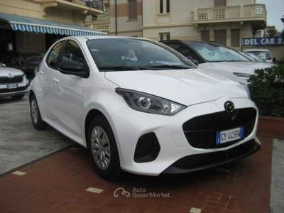 Mazda 2 1.5 VVT E-CVT FULL HYBRID PRIME LINE Bianco usata Albissola Marina