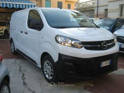 Opel Vivaro 1.5 DIESEL 120 CV S-S PL-TN ENJOY Bianco usata Albissola Marina