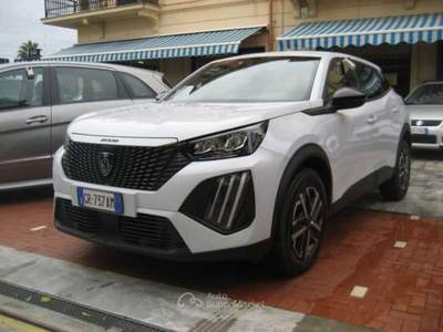 Peugeot 2008 PURETECH 100 S-S ACTIVE Bianco usata Albissola Marina