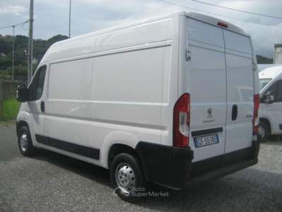 Peugeot Boxer 335 2.2 BLUEHDI 140 S-S PM-TM FURGONE Bianco usata Albissola Marina