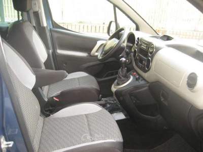Peugeot Partner TEPEE 1.6 HDI 115 CV OUTDOOR Blu/Azzurro usata Albissola Marina