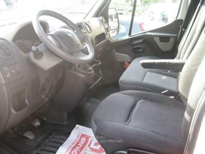 Renault Master T33 2.3 DCI 130 PM-TA Bianco usata Albissola Marina