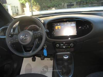 Toyota Aygo X 1.0 VVT-I 72 CV 5P TREND AIR Blu/Azzurro usata Albissola Marina