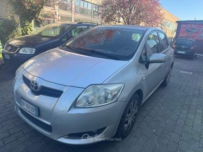 Toyota Auris null usata Tavazzano con Villavesco