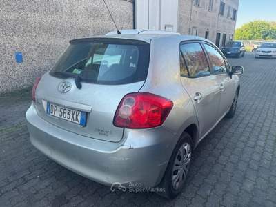 Toyota Auris null usata Tavazzano con Villavesco