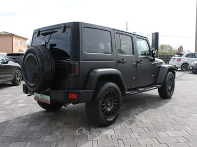 Jeep Wrangler Unlimited 2.8 CRD DPF SAHARA Auto Nero usata Trebaseleghe