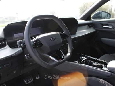 Audi Q3 SPB TDI 110 kW S tronic S Line edition Nero usata Trebaseleghe