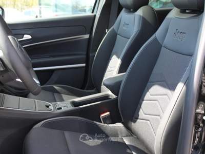 Jeep Avenger 1.2 Turbo CV MHEV Summit Nero usata Trebaseleghe