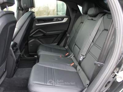 Porsche Cayenne Coupé 3.0 V6 E-Hybrid 470CV Nero usata Trebaseleghe