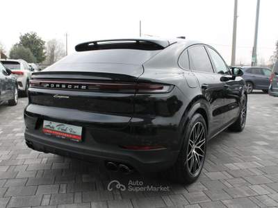 Porsche Cayenne Coupé 3.0 V6 E-Hybrid 470CV Nero usata Trebaseleghe
