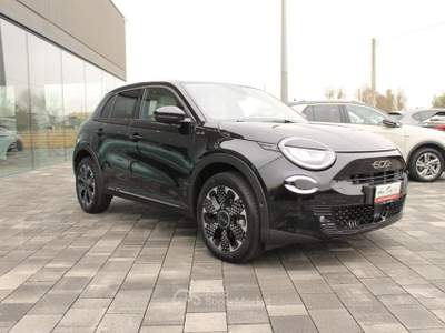 Fiat 600 Hybrid 110 CV DCT MHEV La Prima Nero usata Trebaseleghe