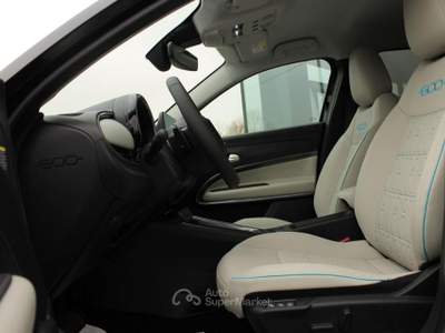 Fiat 600 Hybrid 110 CV DCT MHEV La Prima Nero usata Trebaseleghe