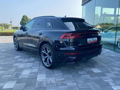 Audi Q8 50TDI 286CV QUATTRO S-LINE-MATRIX-B&amp;O-TETTO Nero usata Trebaseleghe