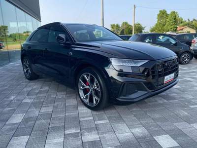 Audi Q8 50TDI 286CV QUATTRO S-LINE-MATRIX-B&amp;O-TETTO Nero usata Trebaseleghe