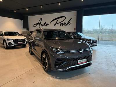 Volkswagen Tiguan 2.0 TDI 150 CV DSG R-Line Grigio usata Trebaseleghe