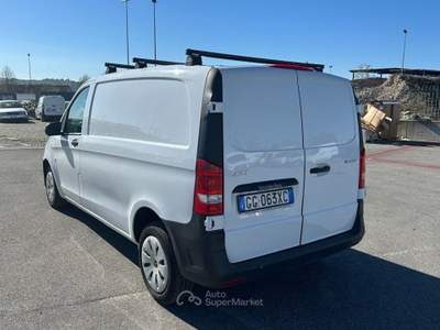 Mercedes-Benz Vito 1.700 DIESEL 102 CV VAN COMPACT 110 Bianco usata Alba