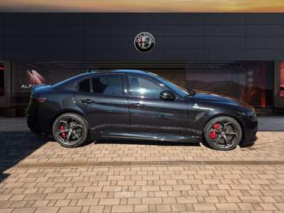 Alfa Romeo Giulia 2.9 V6 Bi-Turbo AT8 Quadrifoglio Nero usata Monza