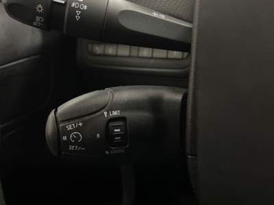 Peugeot 2008 1.4 HDi 68CV Active Bianco usata Genova