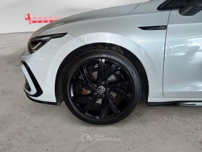Volkswagen Golf 1.5 eTSI EVO ACT 96kW R-Line DSG Bianco usata Genova