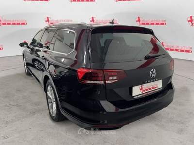 Volkswagen Passat 2.0 TDI SCR EVO 90kW Business DSG Nero usata Genova